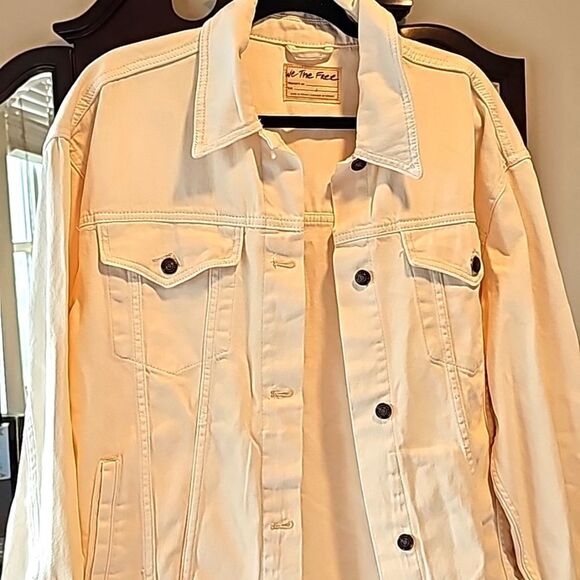 Free People Jolene Oversized Denim Trucker Jacket in Ecru Cream size Large - Picture 7 of 13